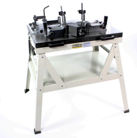 Baileigh 31 IN x 12 IN Sliding Router Table RTS-3012